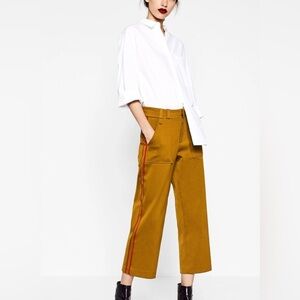 NWT Zara Trafaluc Tan Cropped Wide Leg Pants Red Side Stripe Size S